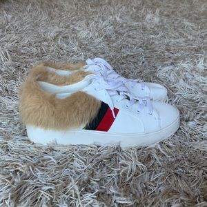 Steve Madden Sneakers